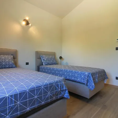 Modern With Private Pool In *