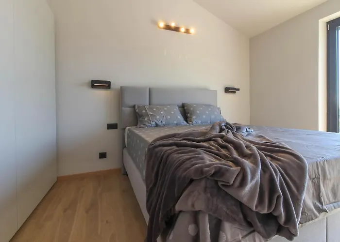 Villa Modern With Private Pool In Pula