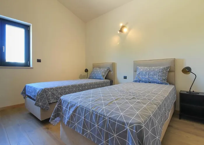 빌라 Modern With Private Pool In 풀라