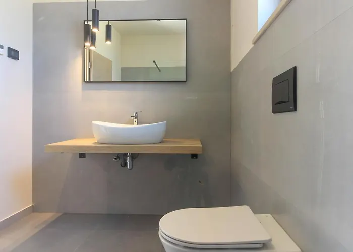 Modern With Private Pool In *